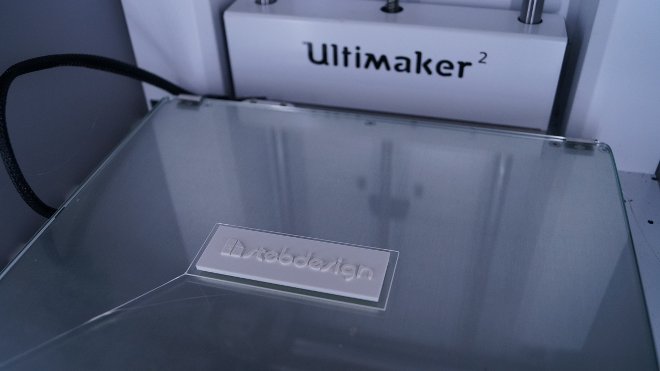 3D Druck - gedrucktes Logo auf dem Ultimaker 2